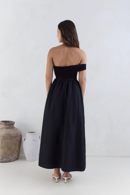 Wish List Getaway One Shoulder Maxi Dress Black
