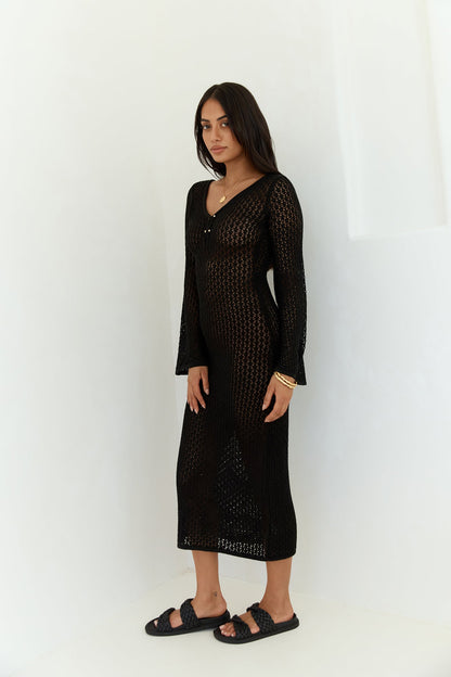 Sailing Into Sunset Knit Long Sleeve Maxi Dress Black