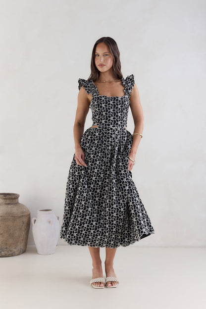 Uncharted Bliss Midi Dress Black