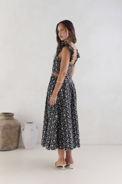 Uncharted Bliss Midi Dress Black