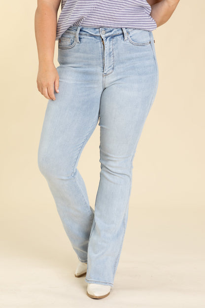 Judy Blue Light Wash 3 Inseam Bootcut Jeans